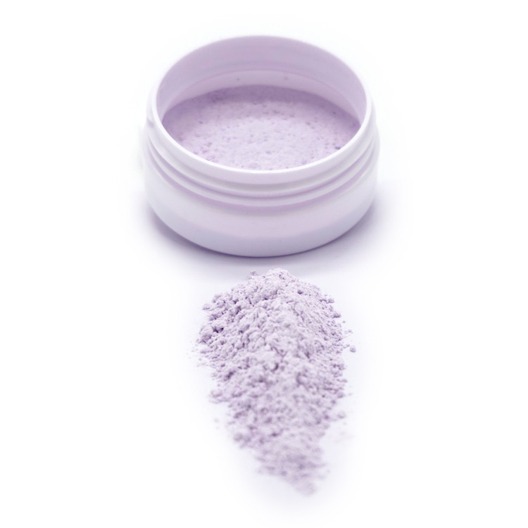 Obtenha um sorriso hollywoodiano com o nosso produto em pó para limpeza oral