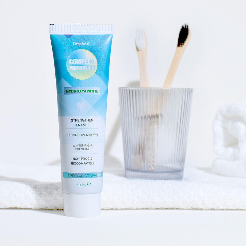 Efeito de clareamento moderado Dentes Creme dental de clareamento com escova de dentes duas vezes por dia e ingredientes de fitato de sódio